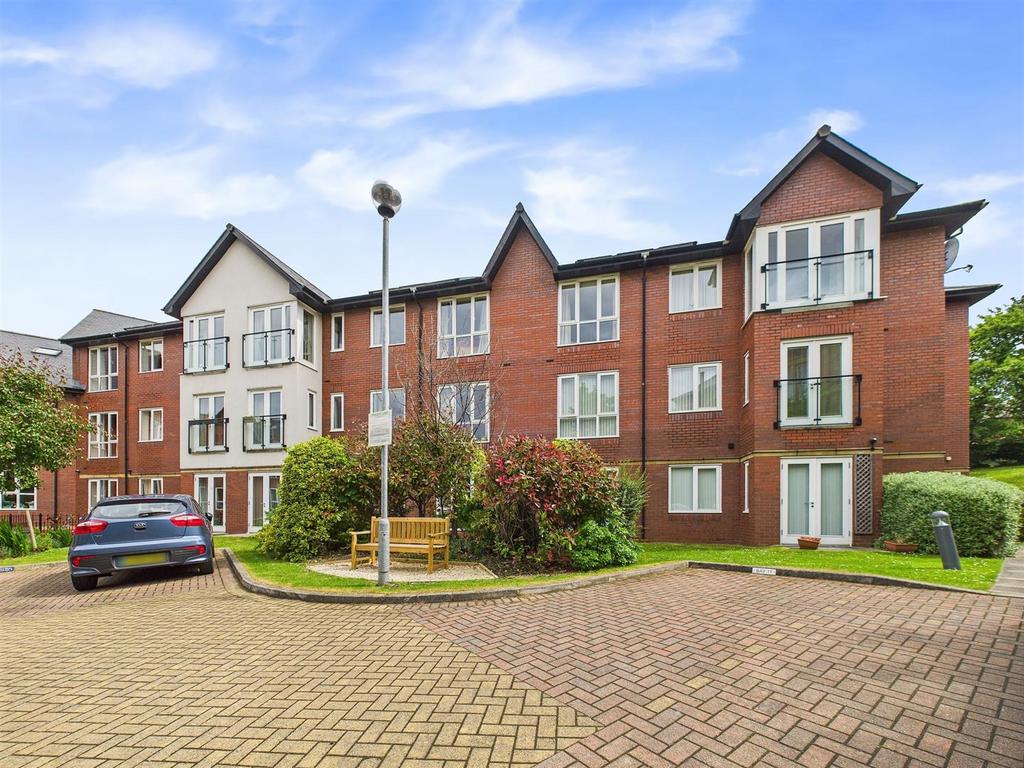 CAM02655 G0-PR0313-STILL016 alt.jpg