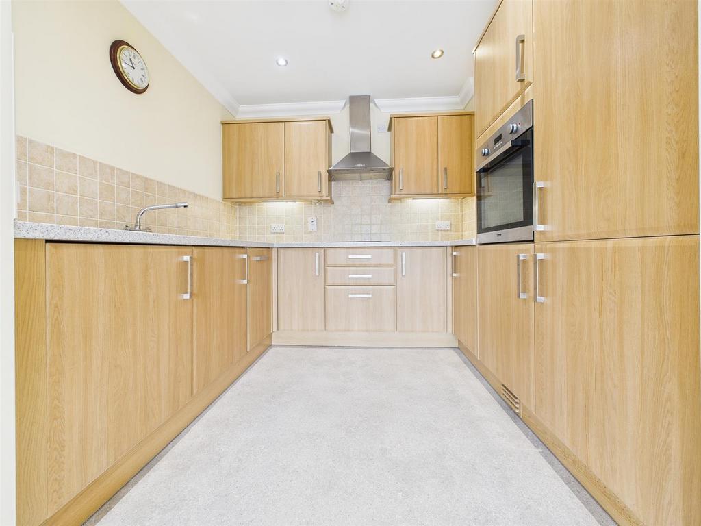 CAM02655 G0-PR0313-STILL006 alt.jpg