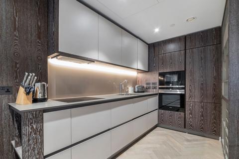 1 bedroom flat for sale, Pearce House, Circus Road West, SW11