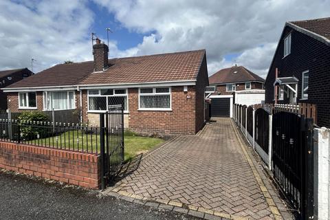 2 bedroom bungalow for sale, Scholes Street, Oldham
