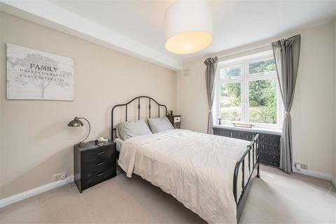 1 Thames Eyot, Twickenham, TW1 4QL