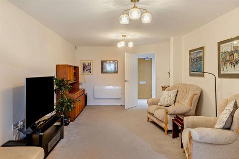 2 bedroom apartment for sale, Northwich Road, Knutsford, Cheshire