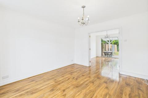 4 bedroom detached house to rent, Smiths Lane, Windsor, Berkshire, SL4