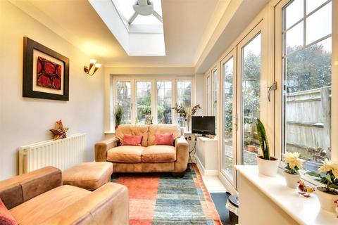 4 bedroom terraced house for sale, Highbridge Close, Radlett WD7