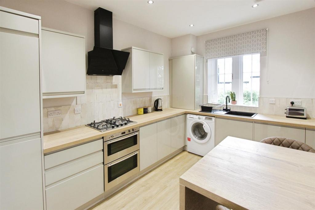 A0d26cbc-Kitchen.JPG