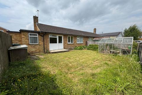 2 bedroom semi-detached bungalow for sale, The Island, Buckingham MK18