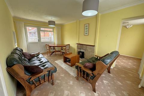 2 bedroom semi-detached bungalow for sale, The Island, Buckingham MK18