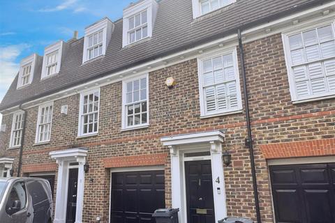 5 Caxton Mews, Brentford, TW8 8BN