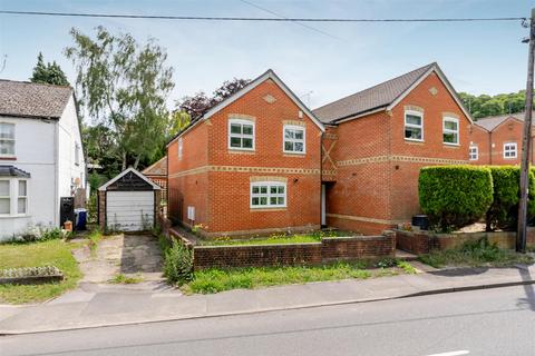 3 bedroom semi-detached house for sale, Bakehouse Court, Ascot
