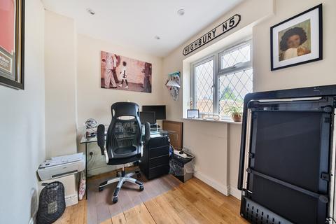 46 Swakeleys Drive, Uxbridge, UB10 8QE