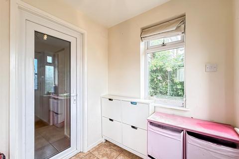 5 bedroom semi-detached house for sale, Ferry Road, Hockley SS5