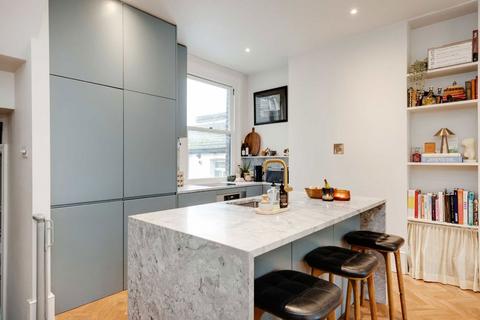 37b Ashburnham Road, London, NW10 5SB