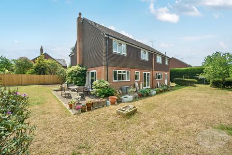 19 Churchfields, Kingsley, Bordon, GU35 9PJ