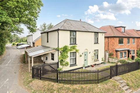 4 bedroom detached house for sale, Gore Lane, Sandwich CT13