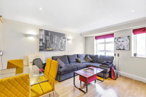 2 bedroom flat for sale, Balham High Road, London, SW17