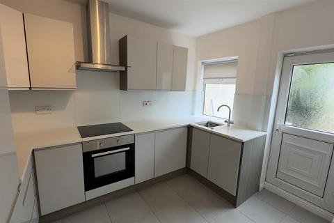 3 bedroom terraced house to rent, Moordale Road, Knutsford