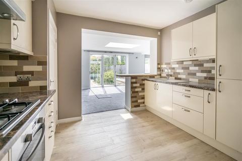 4 bedroom detached house to rent, Thirkleby Way, Osbaldwick, York