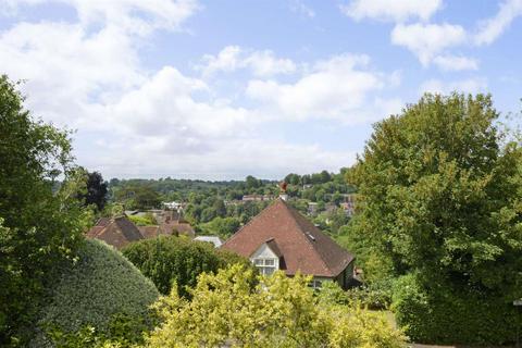 3 bedroom detached house for sale, Warwicks Bench, Guildford