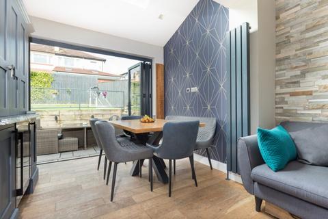 9 Kilpatrick Gardens, Clarkston, Glasgow, G76 7RD