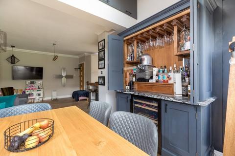 9 Kilpatrick Gardens, Clarkston, Glasgow, G76 7RD
