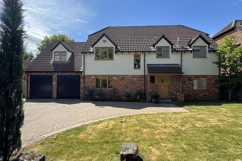 5 bedroom detached house for sale, Wheathouse Copse, Milton Keynes MK17