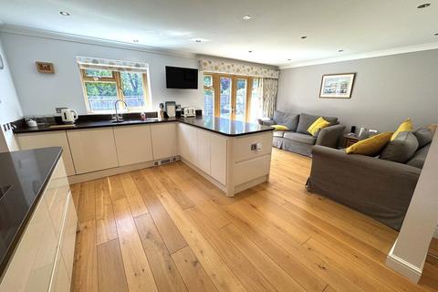 5 bedroom detached house for sale, Wheathouse Copse, Milton Keynes MK17