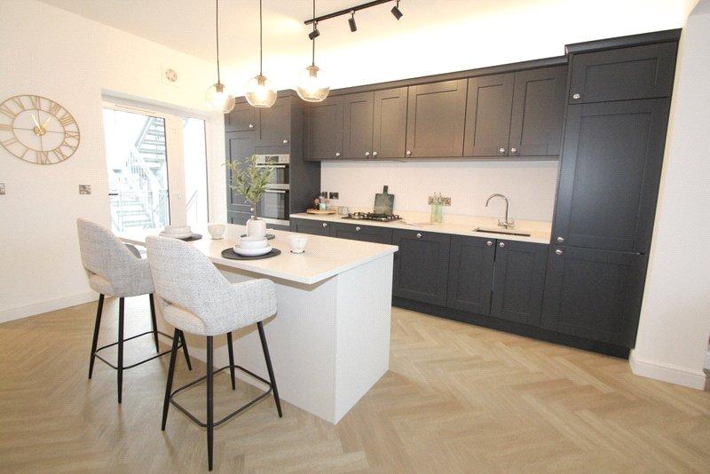Kitchen Pic 2