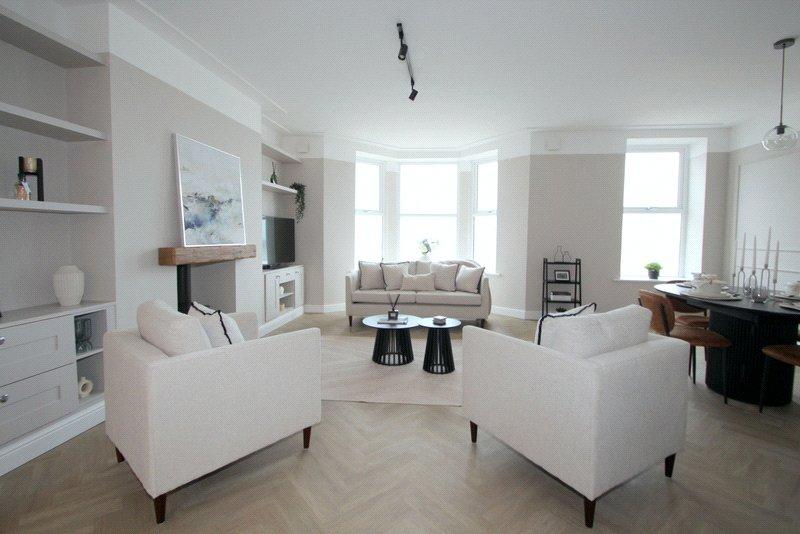 Living Room Pic 2