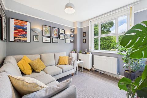 2 bedroom end of terrace house to rent, Park End Road, Gloucester GL1