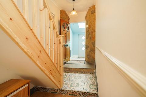 60 Prospect Road, Bradway, Sheffield, S17 4JD