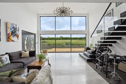 5 bedroom barn conversion for sale, Leadent Drive, Wantage OX12