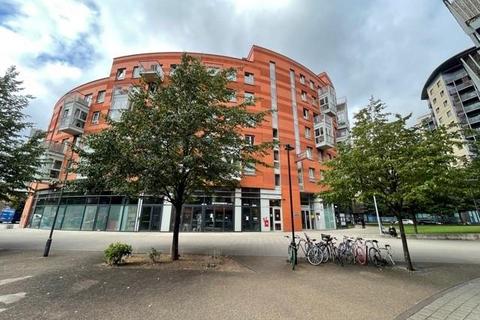 2 bedroom flat for sale, Bucklet Court, Eden Grove, N7