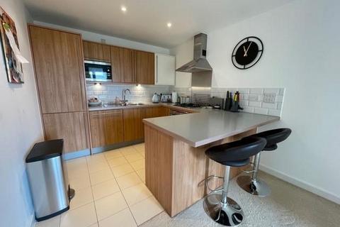 2 bedroom flat for sale, Bucklet Court, Eden Grove, N7