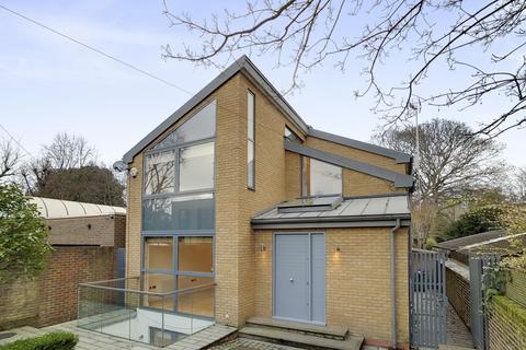 undefined, Langton Way London SE3
