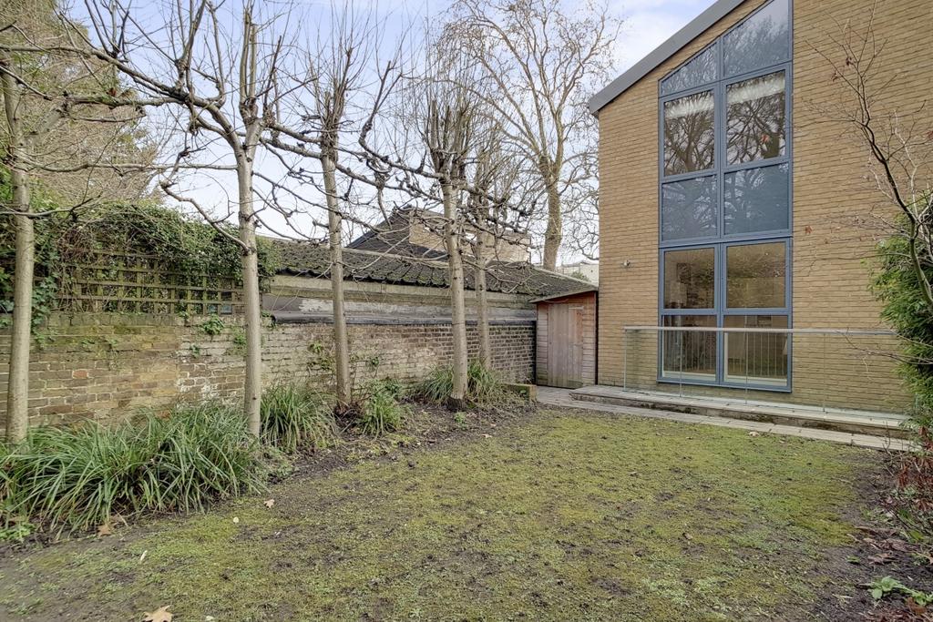 11 Garden 8