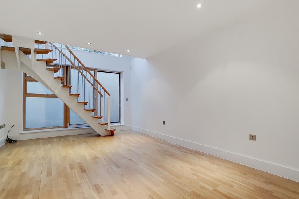 24 Dining Room 16