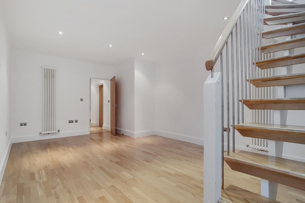 25 Dining Room 16