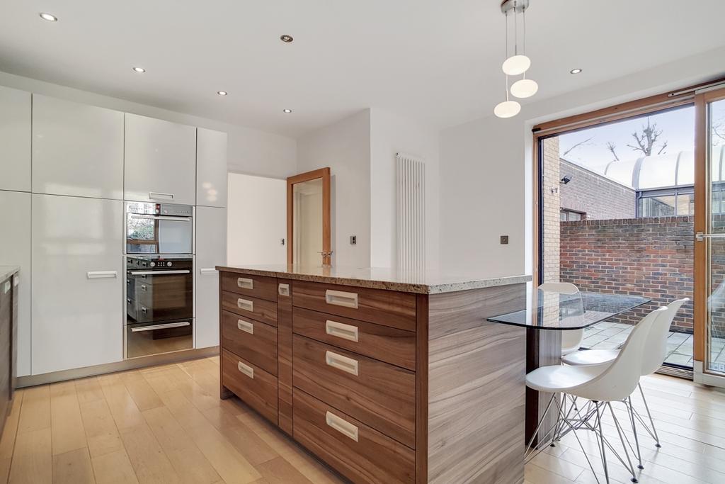 8 Kitchen 5
