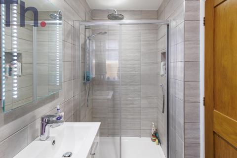 undefined, Newport PO30