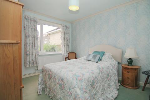 2 bedroom bungalow for sale, Chat Hill Road, Thornton, Bradford, BD13