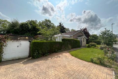 2 bedroom bungalow for sale, Chat Hill Road, Thornton, Bradford, BD13