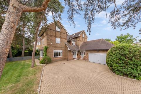5 bedroom detached house to rent, Bathgate Road, Wimbledon, London, SW19