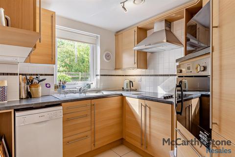 2 bedroom apartment for sale, Lys Lander, Tregolls Road, Truro, TR1 1GR