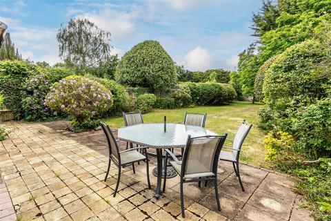 undefined, WEST FARM CLOSE, ASHTEAD, KT21