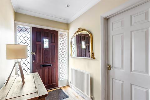 undefined, WEST FARM CLOSE, ASHTEAD, KT21
