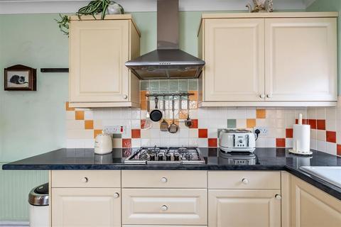 undefined, WEST FARM CLOSE, ASHTEAD, KT21