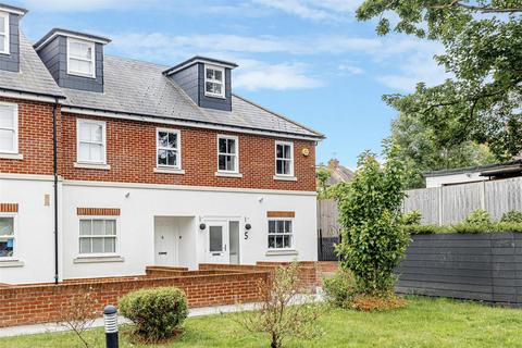 5 Accommodation Road, Barnet, EN4 8FT
