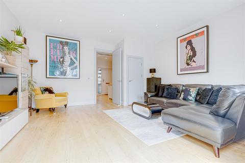 5 Accommodation Road, Barnet, EN4 8FT
