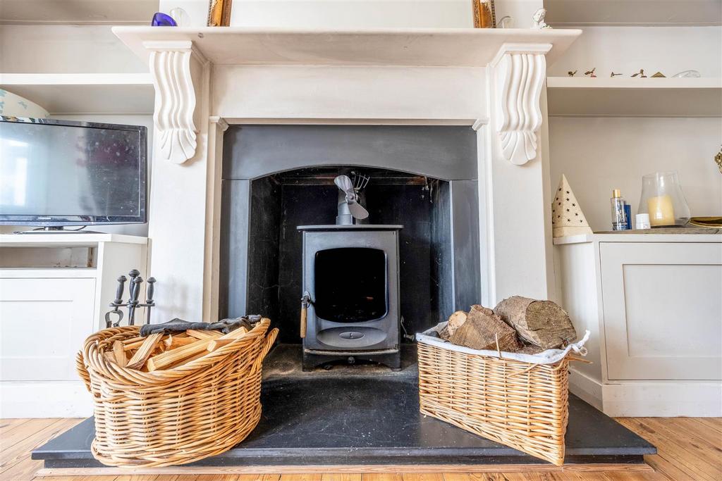 Lounge Fireplace