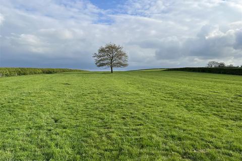 Farm land for sale, Middleton Road, Ashley LE16